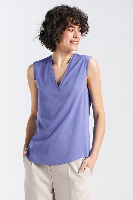 Nife mouwloze blouse met V-hals – violet