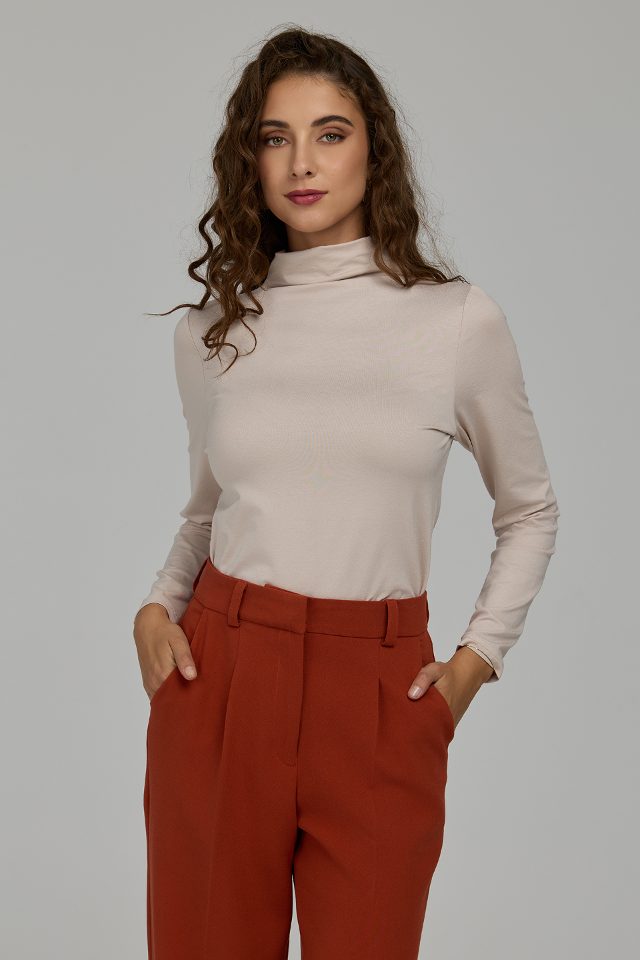 Nife blouse met col – beige
