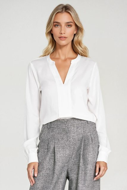 Nife viscose blouse met brede halsbies – ecru