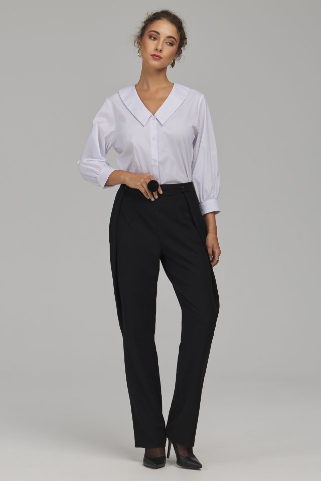 Broek met frogknoopsdetail – zwart