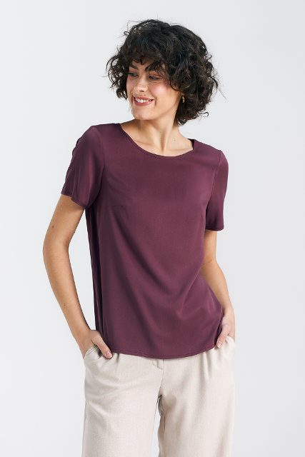 Nife basic blouse met korte mouwen – pruim
